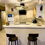 Le Safari A Theme Savane Au Coeur Du Tarn Дом отдыха *