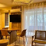 Le Safari A Theme Savane Au Coeur Du Tarn *