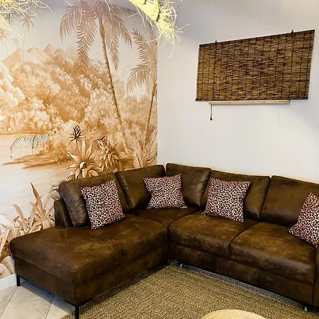 Le Safari A Theme Savane Au Coeur Du Tarn Dom wakacyjny Peyrole